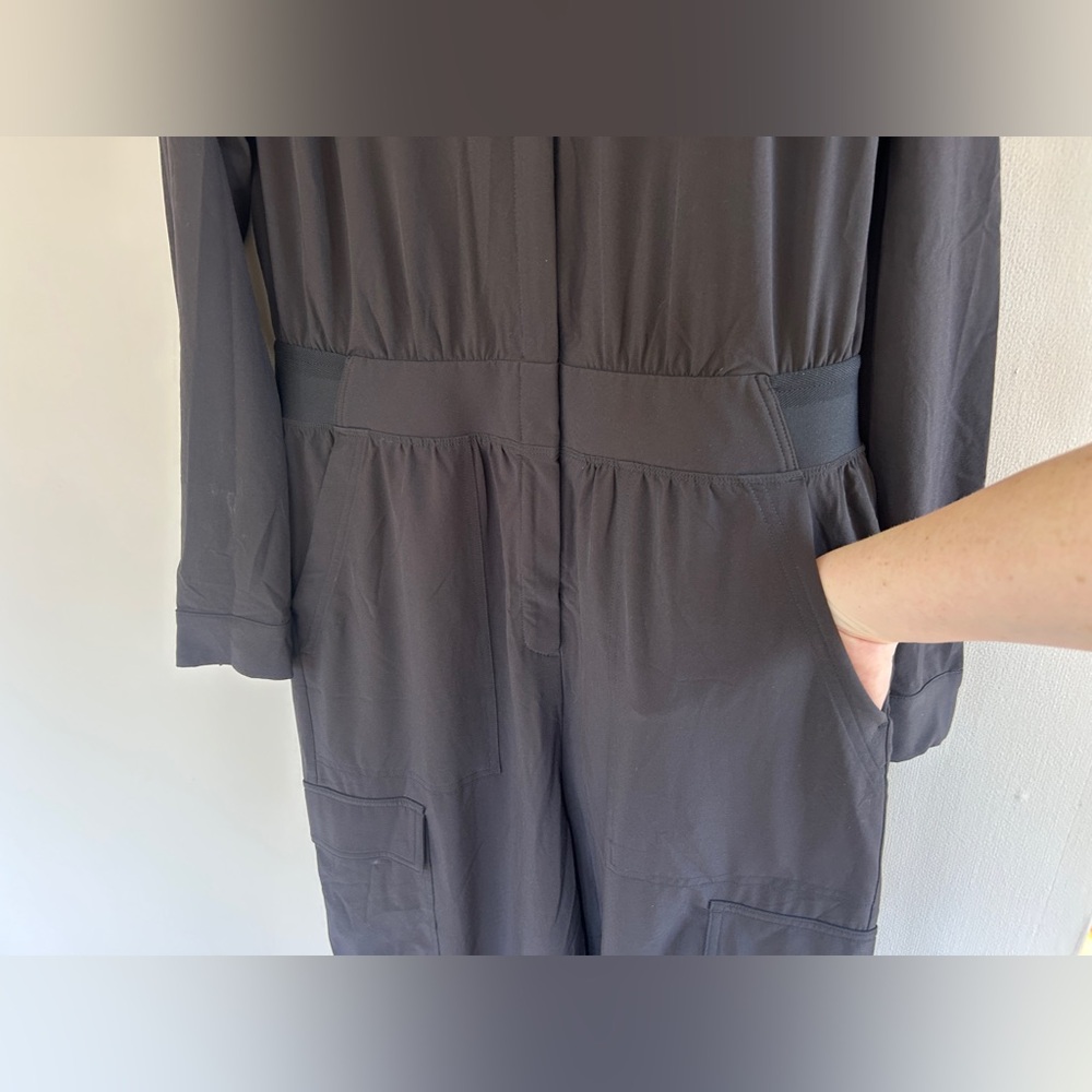 ATHLETA Brooklyn Long Sleeve Jumpsuit Black Utility Cargo Outdoor Travel 10 Tall - Picture 10 of 16